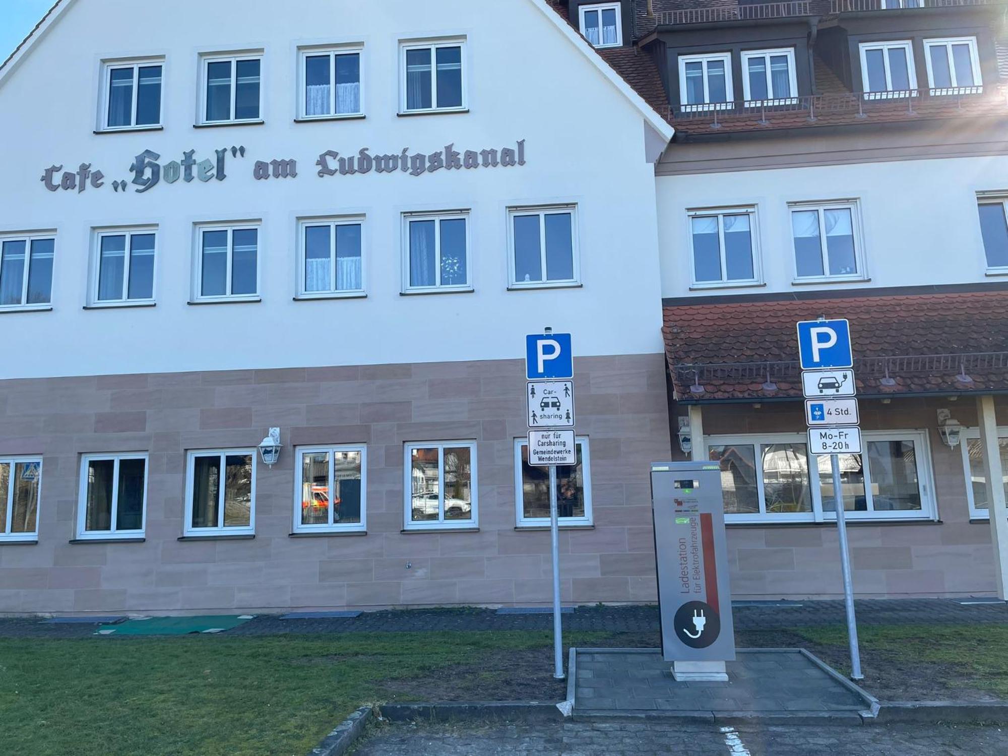 Hotel Am Ludwigskanal Wendelstein Kültér fotó